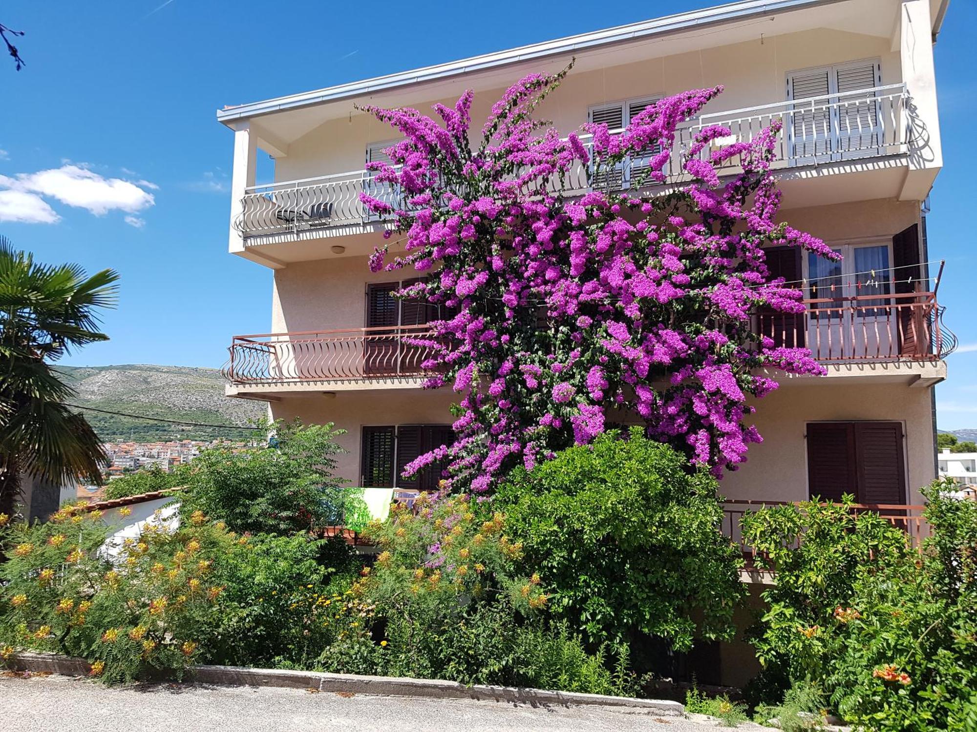 Mravak Apartments Trogir Eksteriør billede