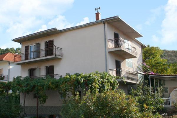 Mravak Apartments Trogir Eksteriør billede