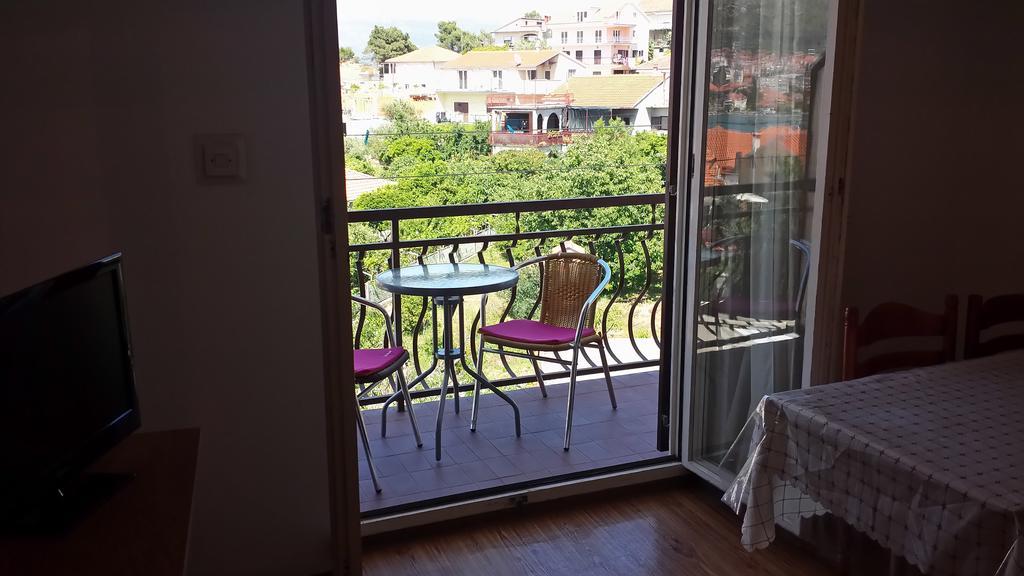 Mravak Apartments Trogir Eksteriør billede