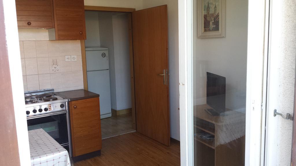Mravak Apartments Trogir Eksteriør billede