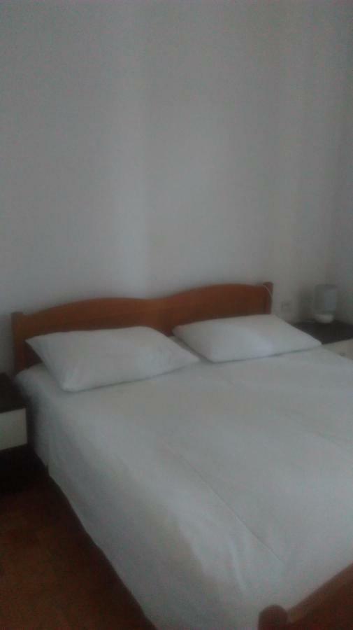 Mravak Apartments Trogir Eksteriør billede